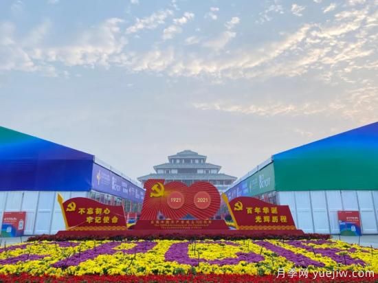 镇平玉雕元素出彩中原文博会(图1)